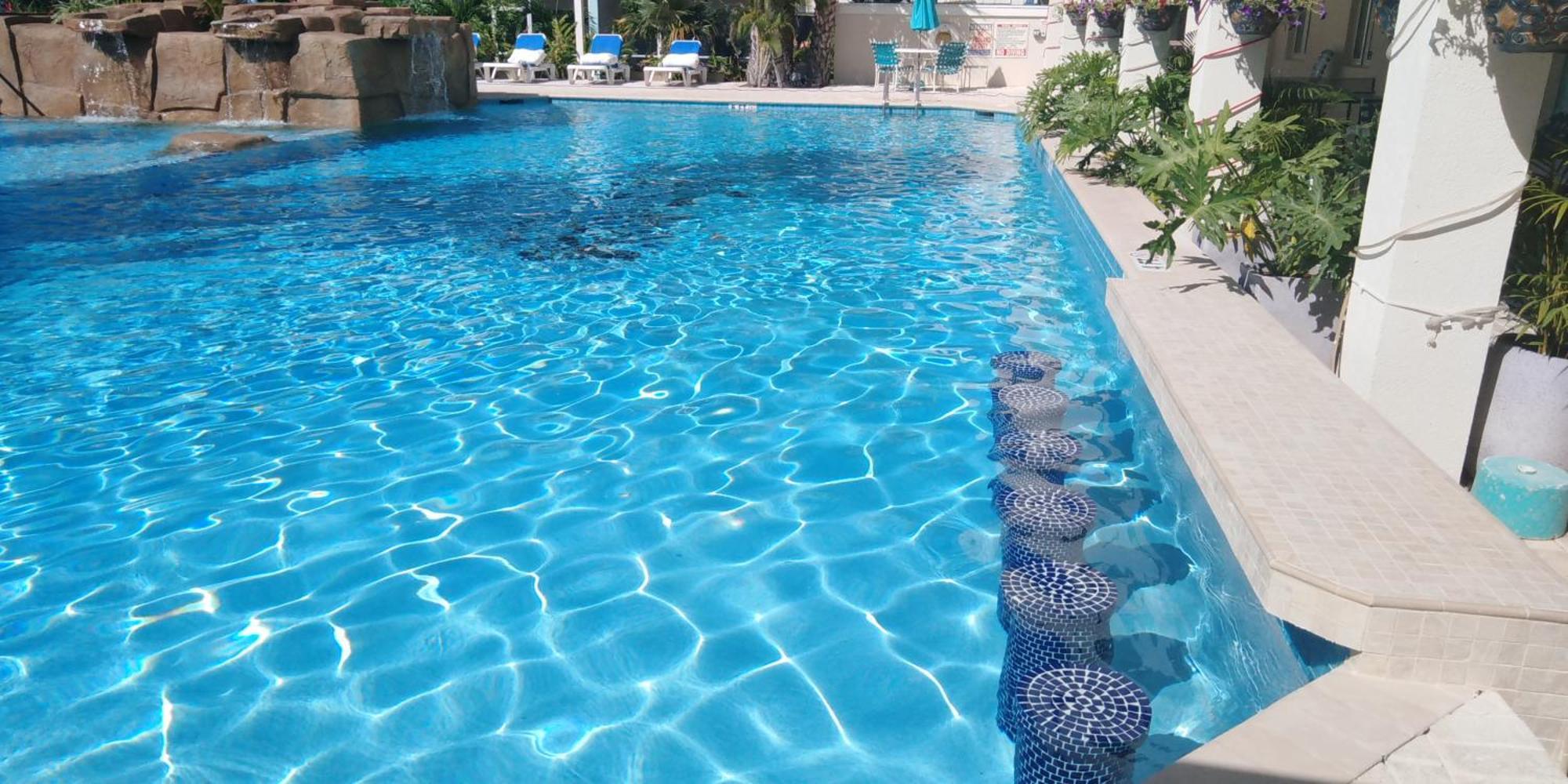 Seven Mile Aparthotel 3*