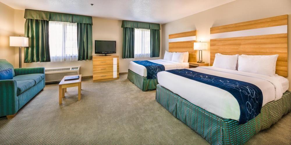 Seven Mile Aparthotel